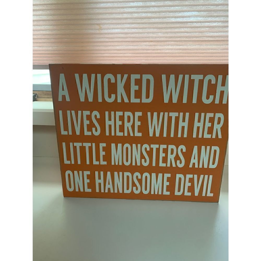 Halloween Signs - Picture 2 of 4